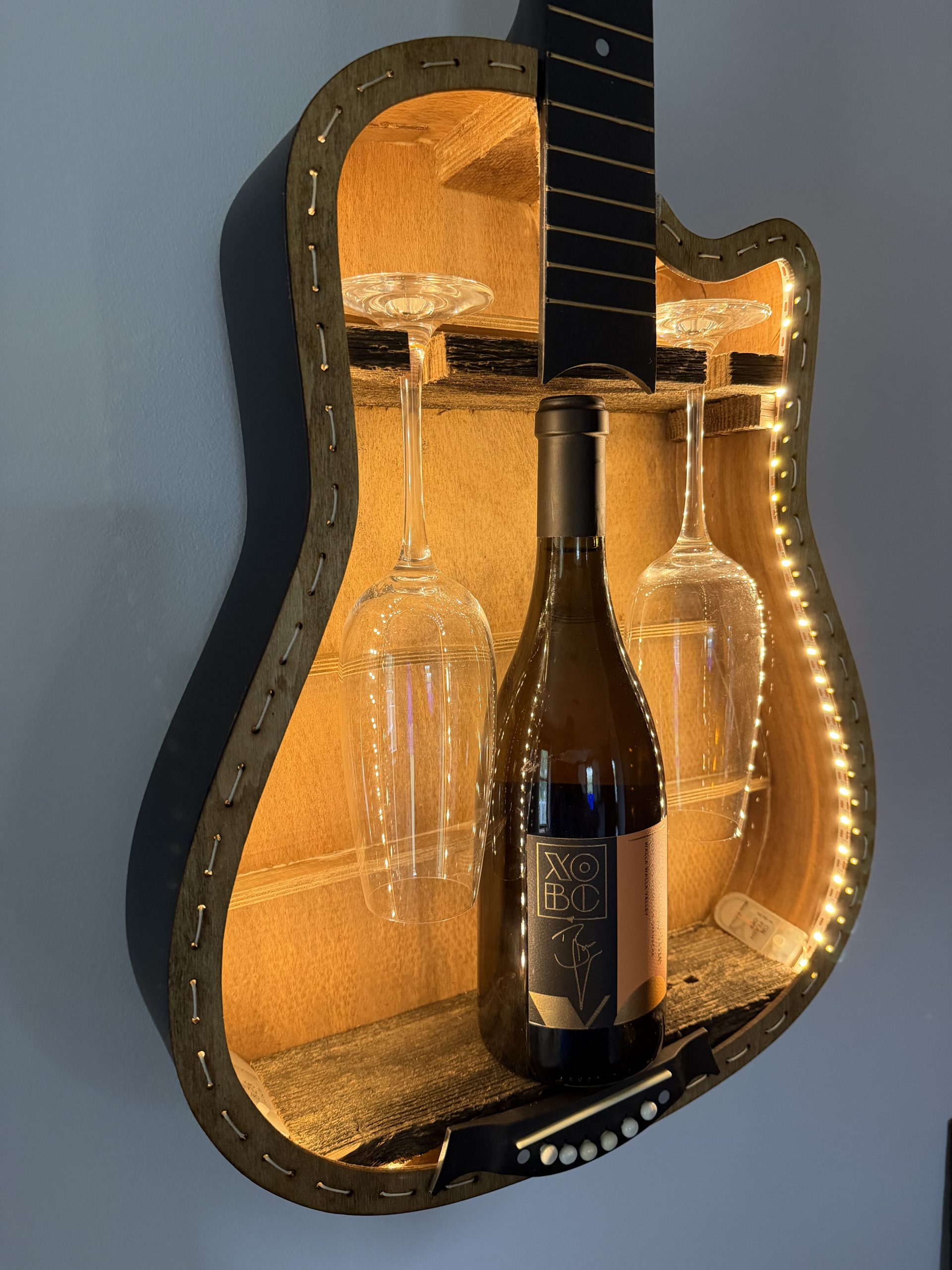 Wine Guitar Bar - Image 3